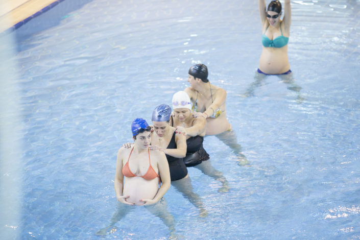 Aqua Yoga για εγκύους Θεσσαλονίκη στους Ιχθείς Aqua Club Καλαμαριά, στους Ιχθείς Aqua Club Euromedica - Αρωγή και στους Ιχθείς βρεφική κολύμβηση κλινική Άγιος Λουκάς!