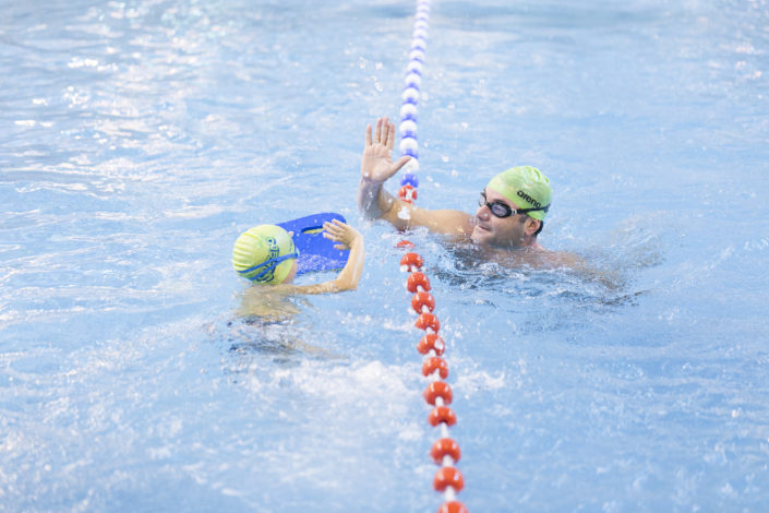 Γονείς και παιδιά στο κολυμβητήριο! Ένα μοναδικό παράλληλο πρόγραμμα γυμναστική στο κολυμβητήριο της Αρωγής από τους Ιχθείς Aqua Club!